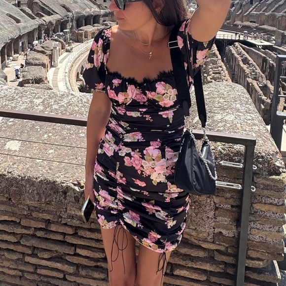 For Love & Lemon Melrose Black Floral Dress - Picture 4 of 13